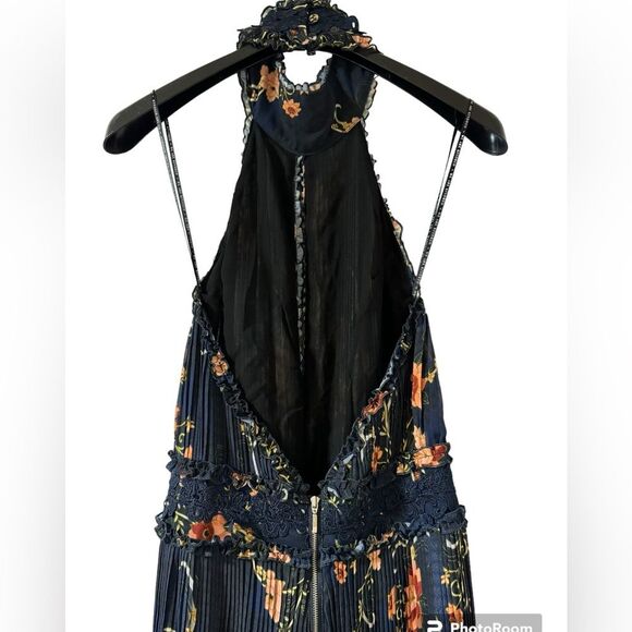 We Are Kindred Adele Jumpsuit Navy pleated chiffon floral print halter neck US 4 - Picture 8 of 14